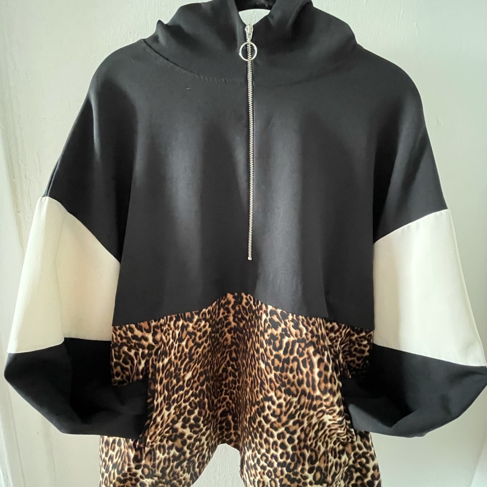 Zara Hoodie